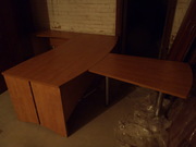 Продам б/у стол офисный для руководителя