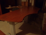 Продам б/у офисный стол