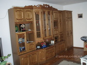 Стенка с резными вставками