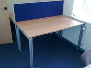 Продам стол с перегородкой прямоугольный немецкий отл. состояние