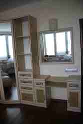 Продаю кровать ,  шкаф и туалетный столик 